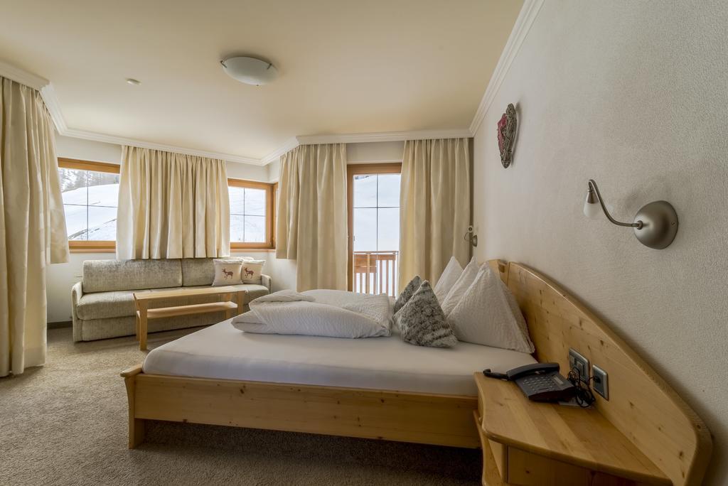 Hotel Garni Chasa Nova Samnaun Luaran gambar